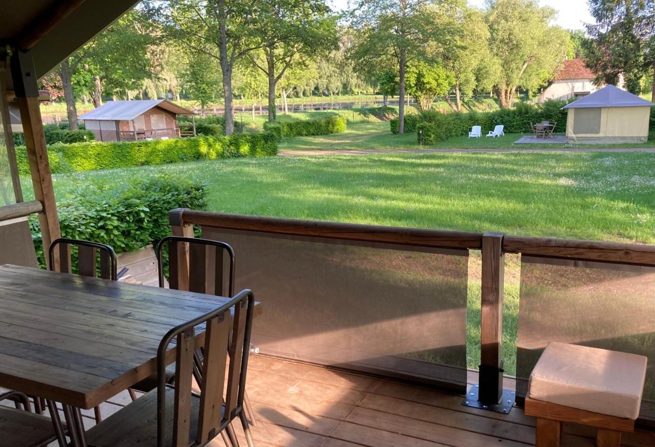 Camping Les Portes Du Perche Mamers Exterior photo
