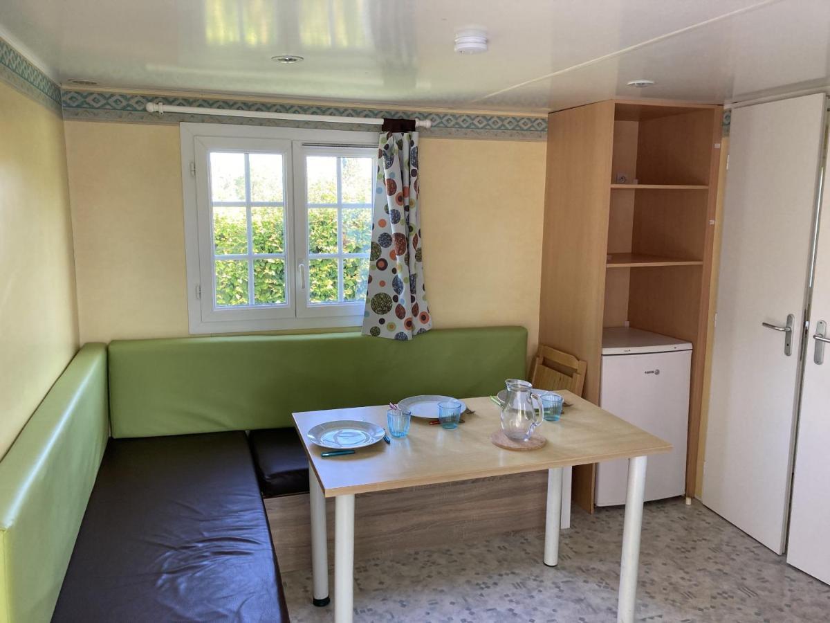 Camping Les Portes Du Perche Mamers Exterior photo